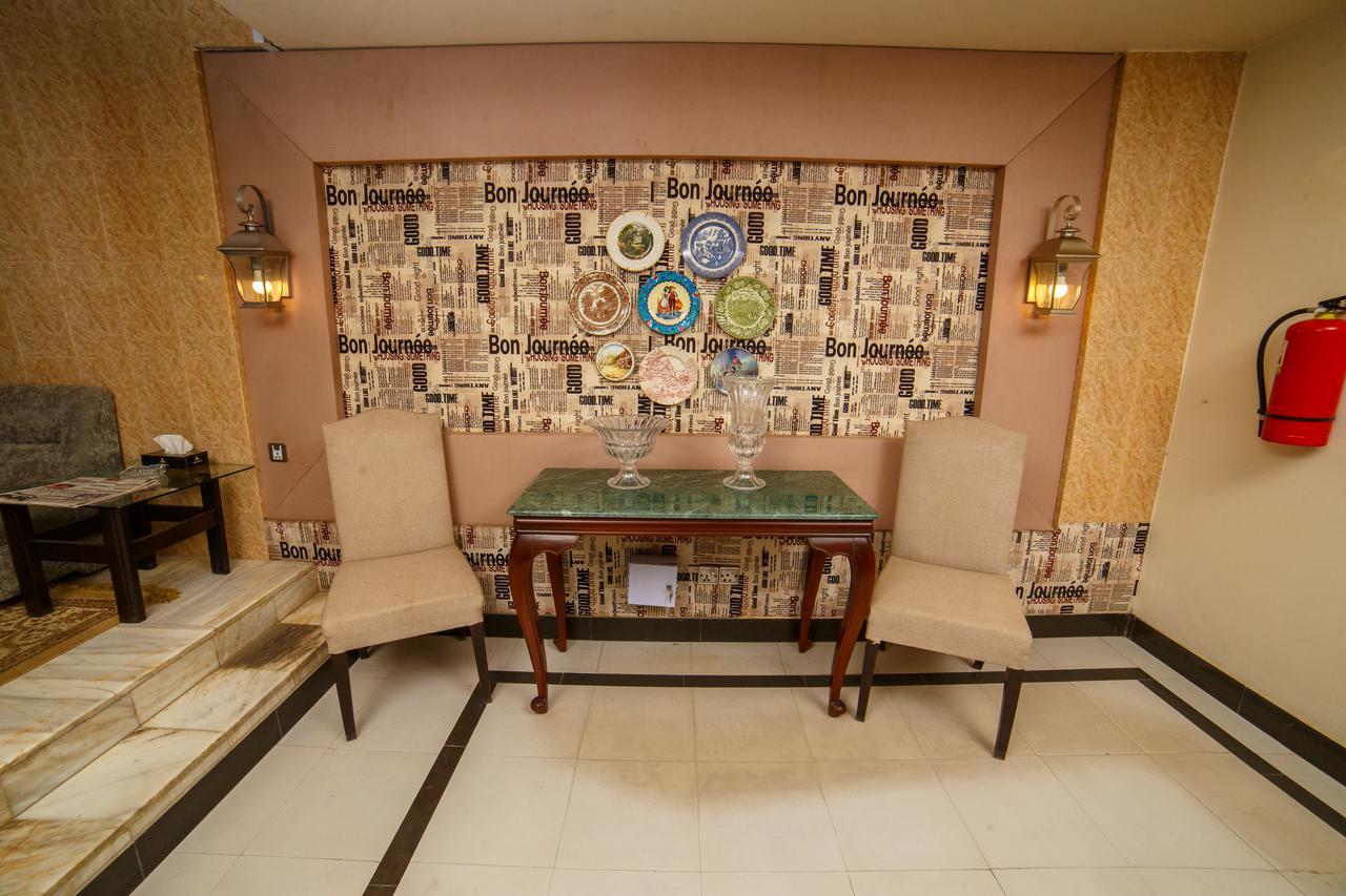 Shelton Accommodator Peshawar Esterno foto