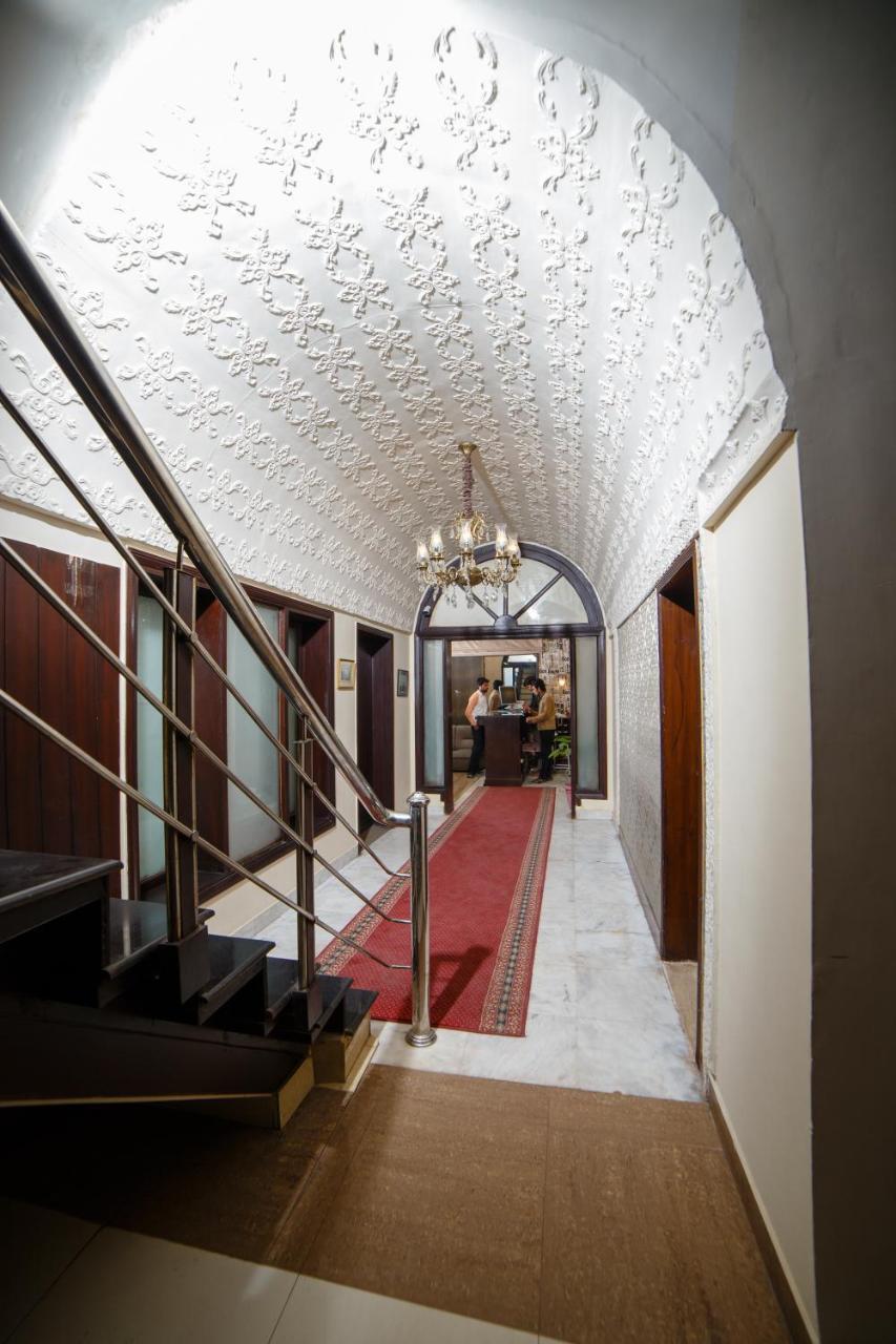 Shelton Accommodator Peshawar Esterno foto